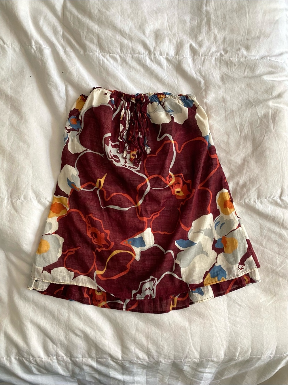 Hollister Y2K Floral Print Burgundy Strapless Top
